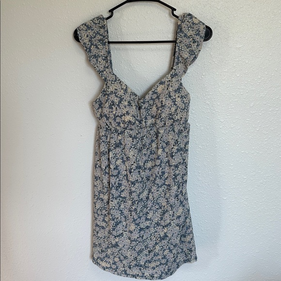 Eyeshadow Blue and Cream Patterned Mini Dress Size Medium - Picture 5 of 13